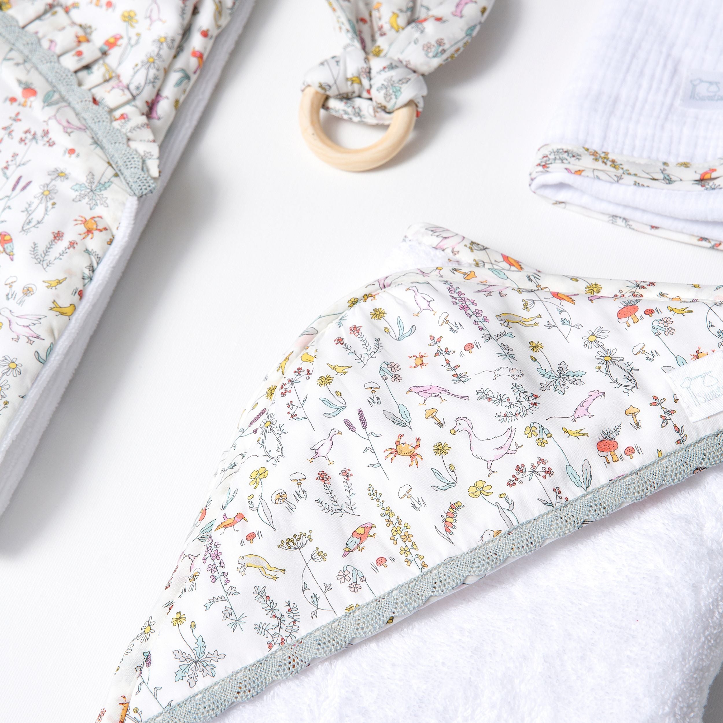 Mordedor  Liberty Animales Rosa