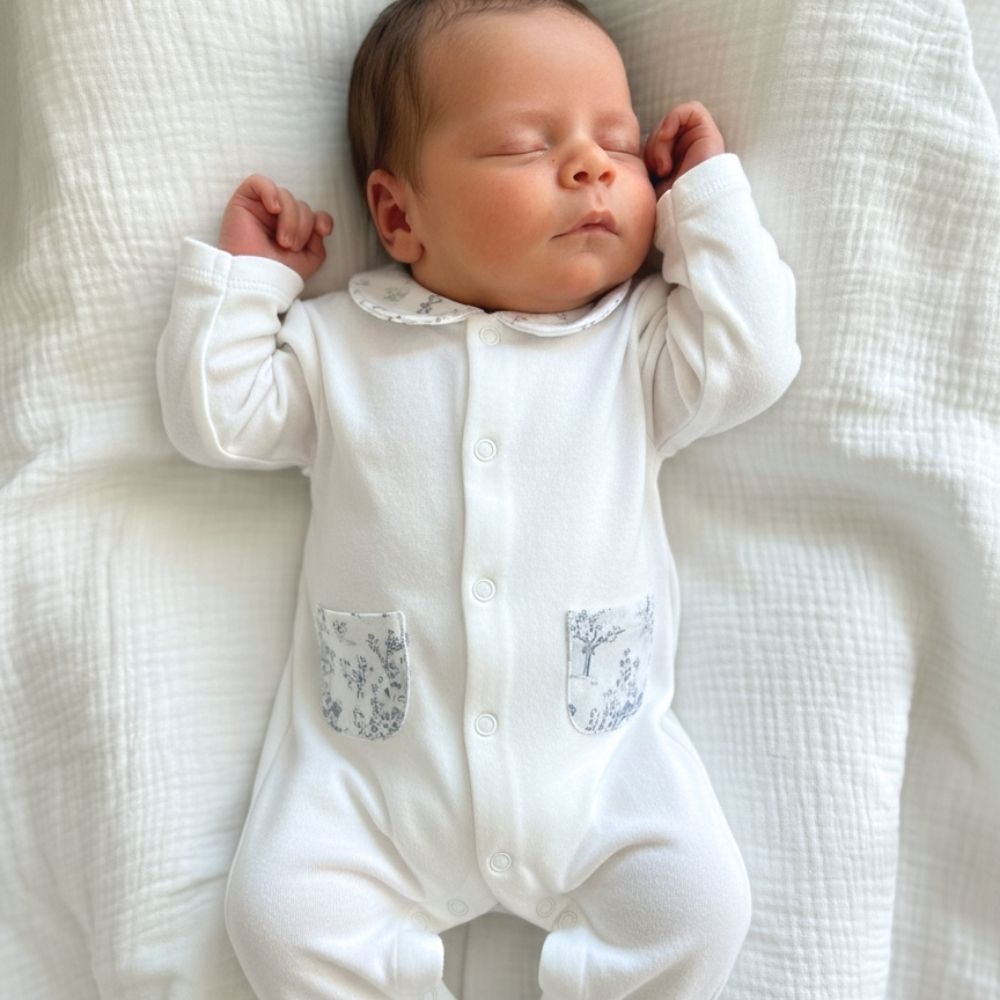 Pijamita Martha Azul + Gorrito + Regalo