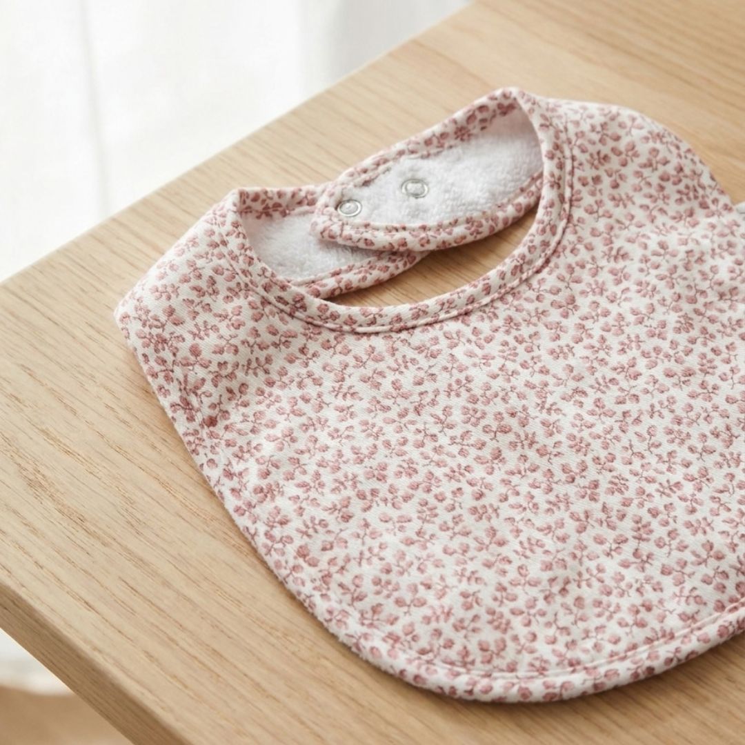 Babero Florecitas Rosa