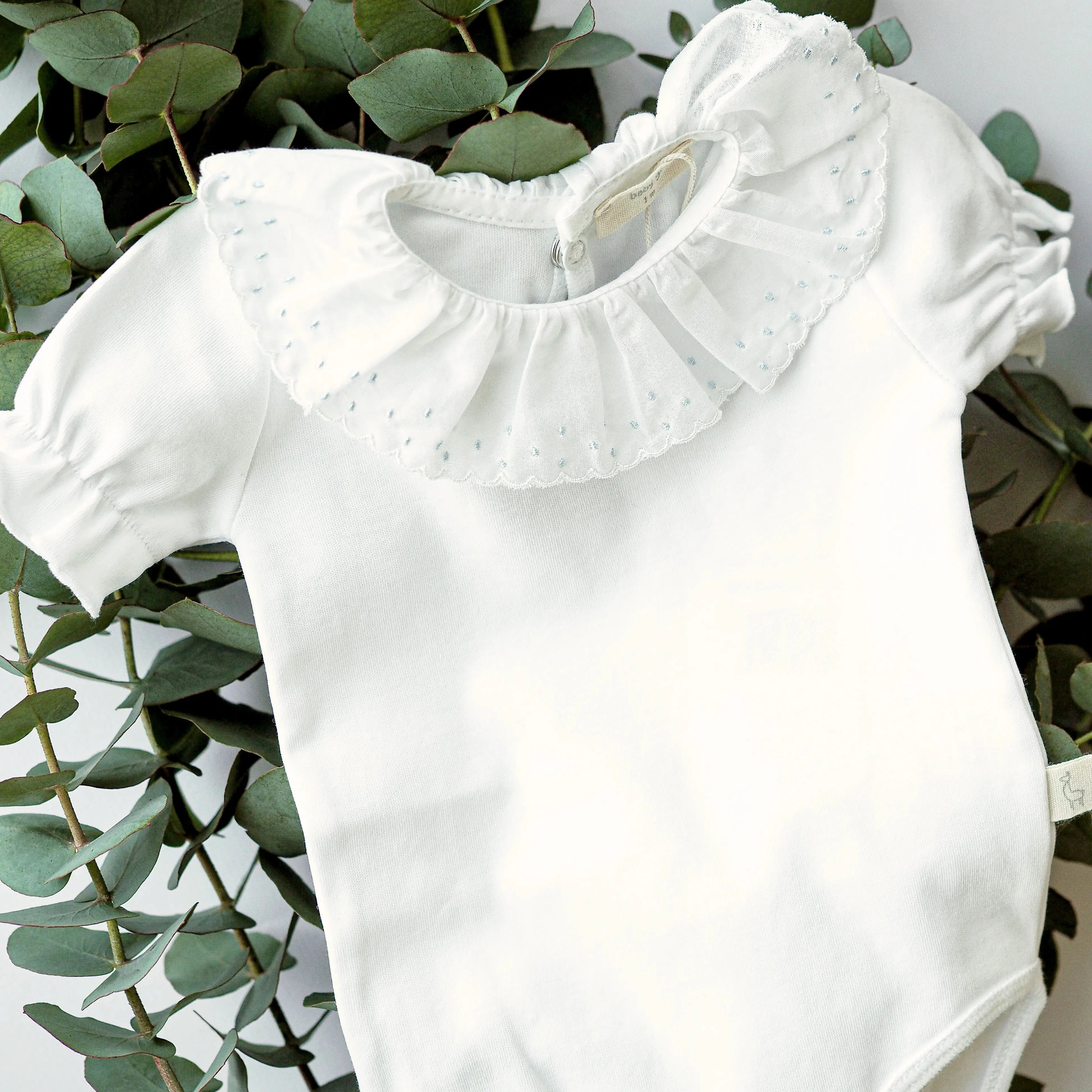 Body con cuello manga corta