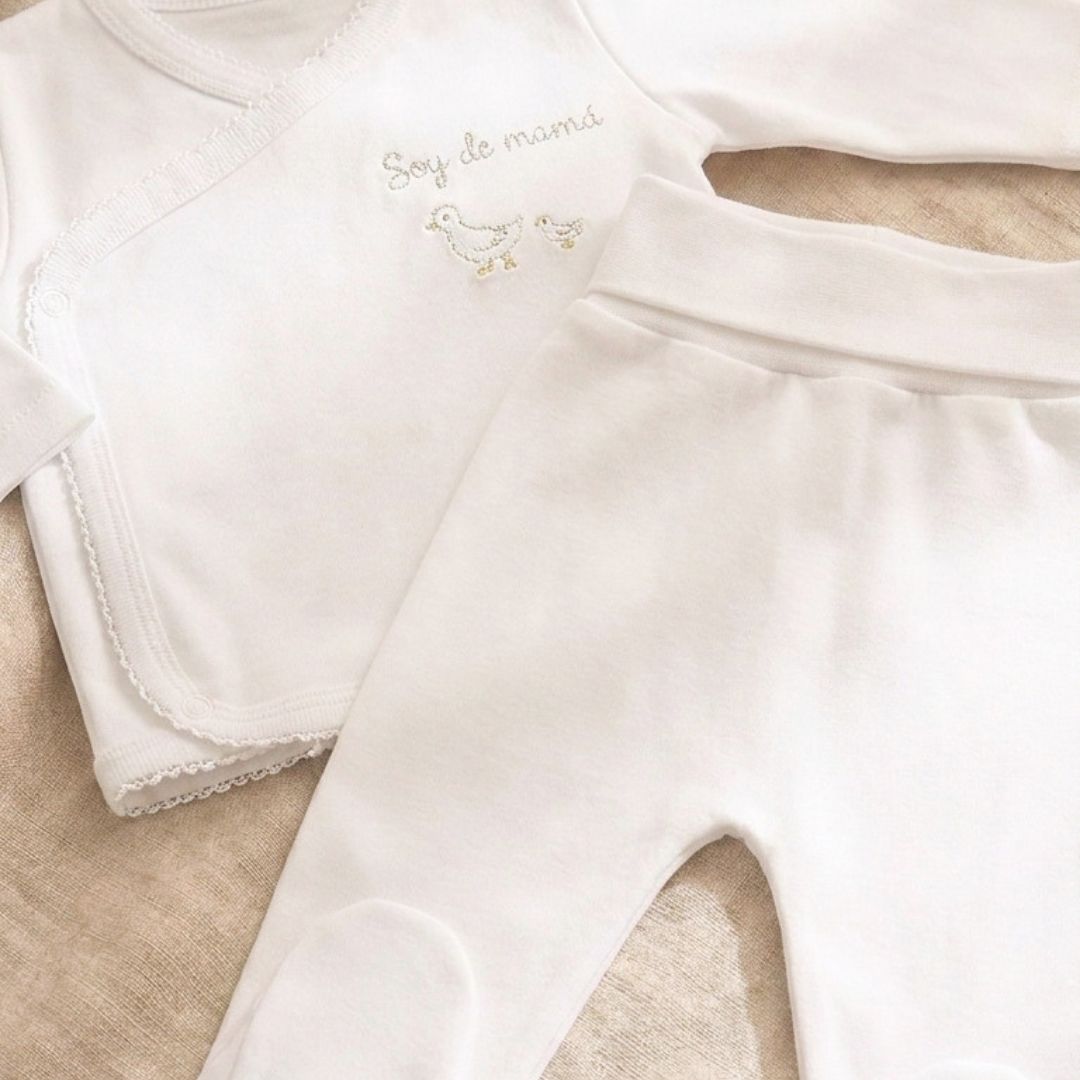 Conjunto cruzado "Soy de mamá"