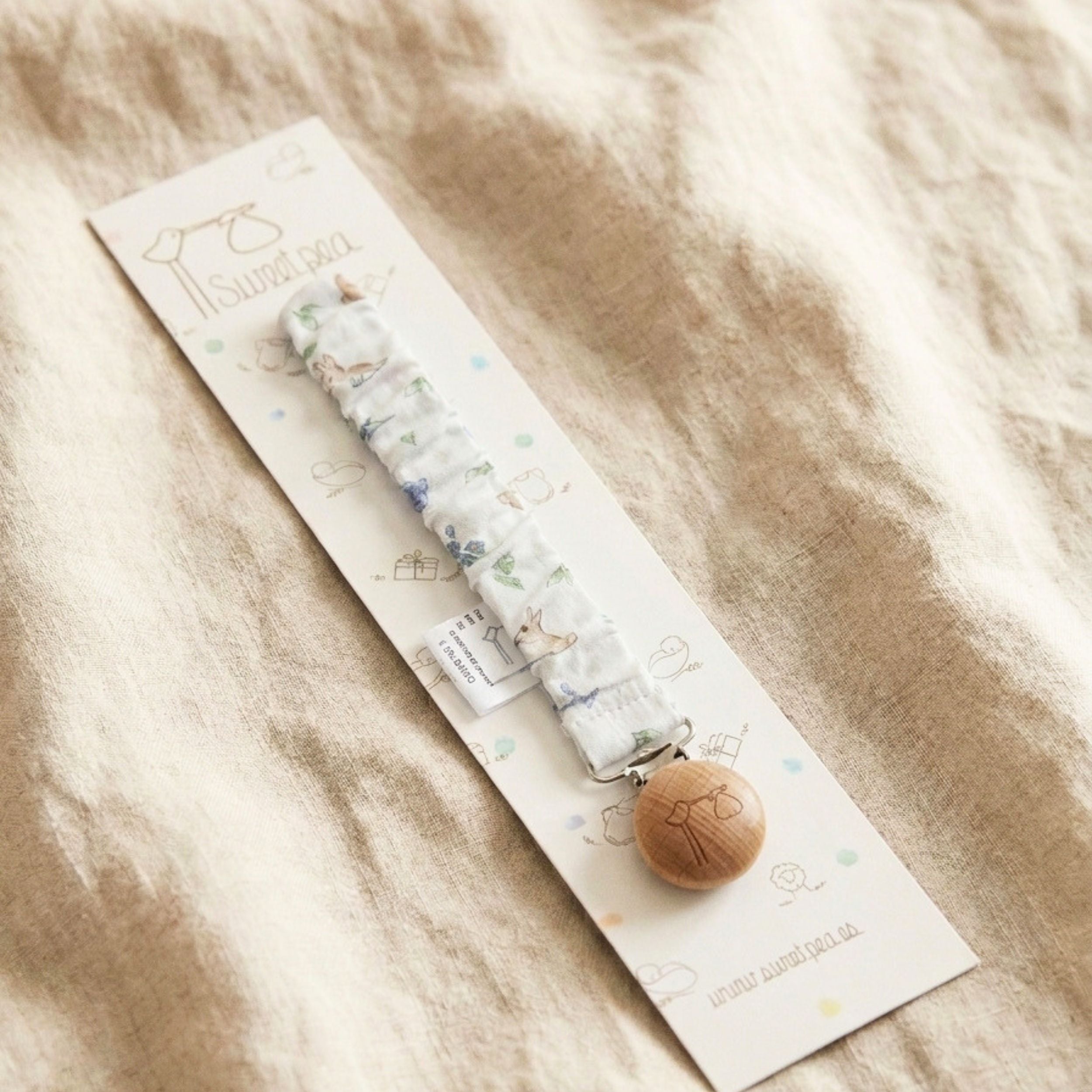 Pacifier clip Lapin
