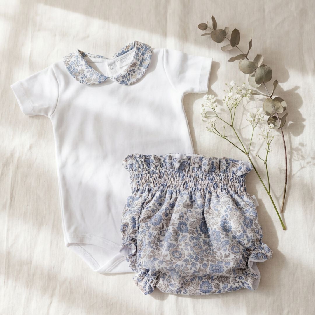 Conjunto Liberty Bluebelle body, culotte y chupetero